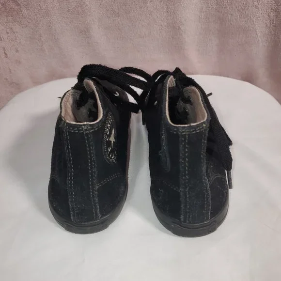 Womens Black Suede Mid Ankle Converse Size 6.5 - Picture 3 of 8